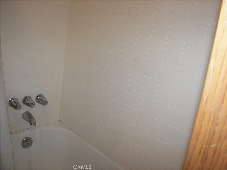 21636 Sawpit Canyon Rd — Photo 23