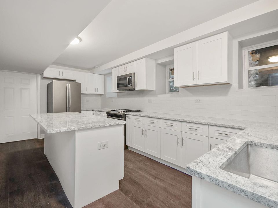 1st image of 4928 S Saint Lawrence Ave #B