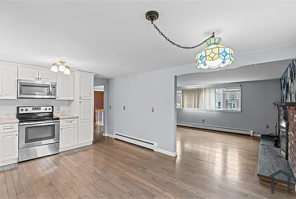 323 Flagg St #2 — Photo 6