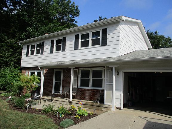 2nd image of 909 Seminole Ave