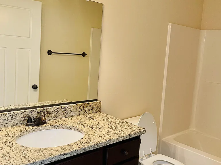116 Capital St #1 — Photo 18
