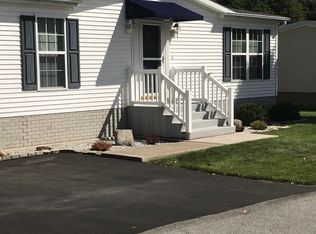 314 Brittany Ter, Rock Tavern, NY 12575