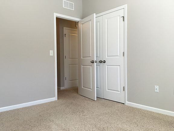 3rd image of 727 Treviso Ln #1