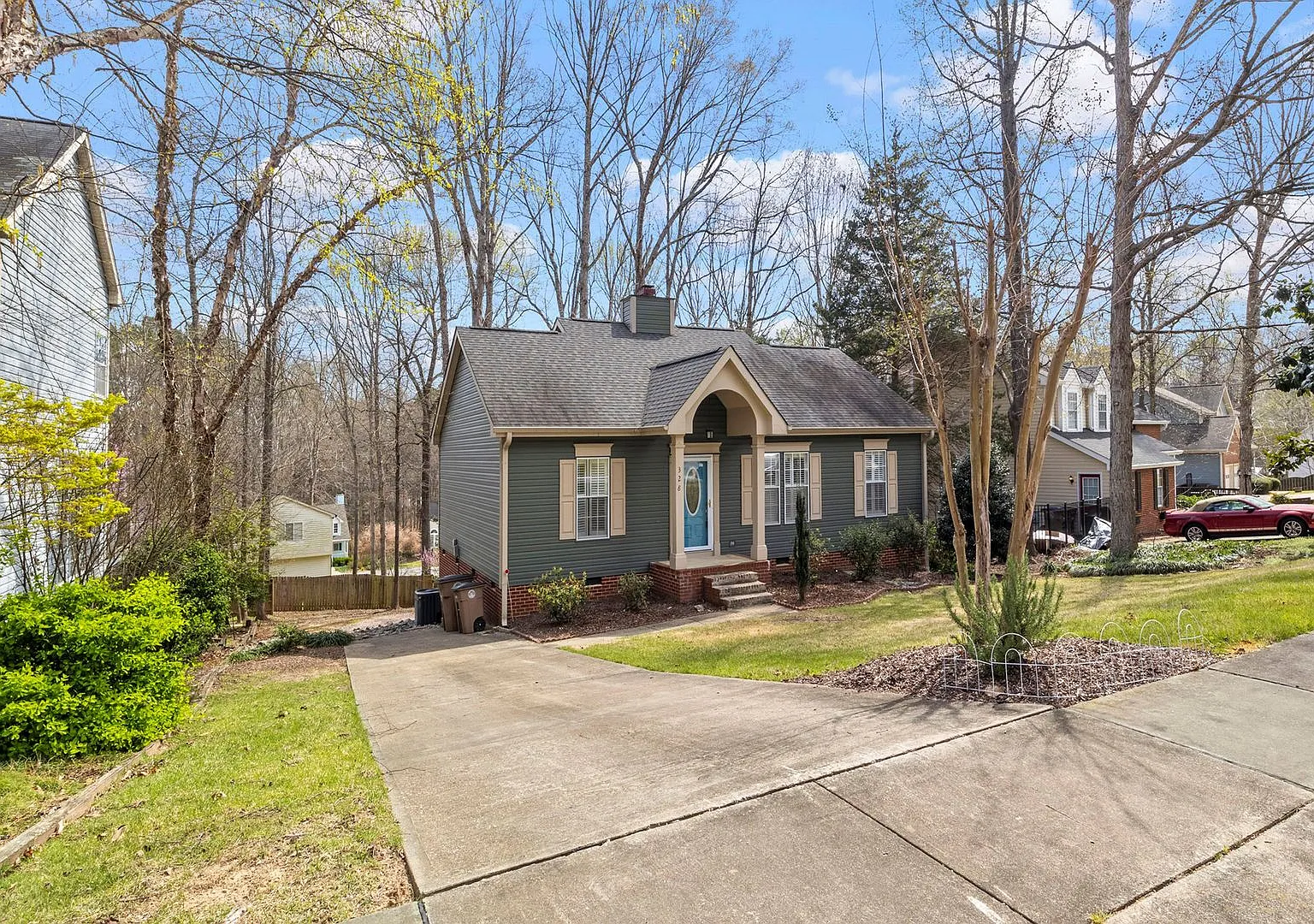 Great Wake Forest Location — Photo 2