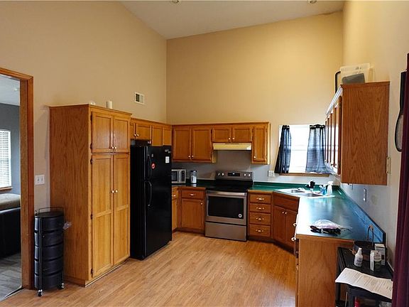 4th image of 1028 Bob White Ln
