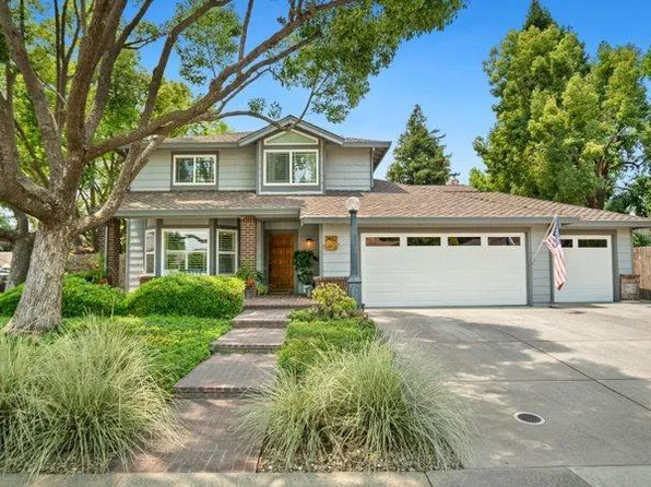 7462 Castano Way, Sacramento, CA 95831