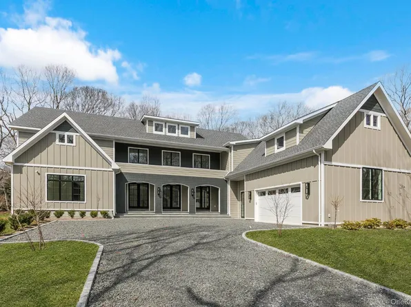 1355 Little Peconic Bay Road, Cutchogue, NY 11935