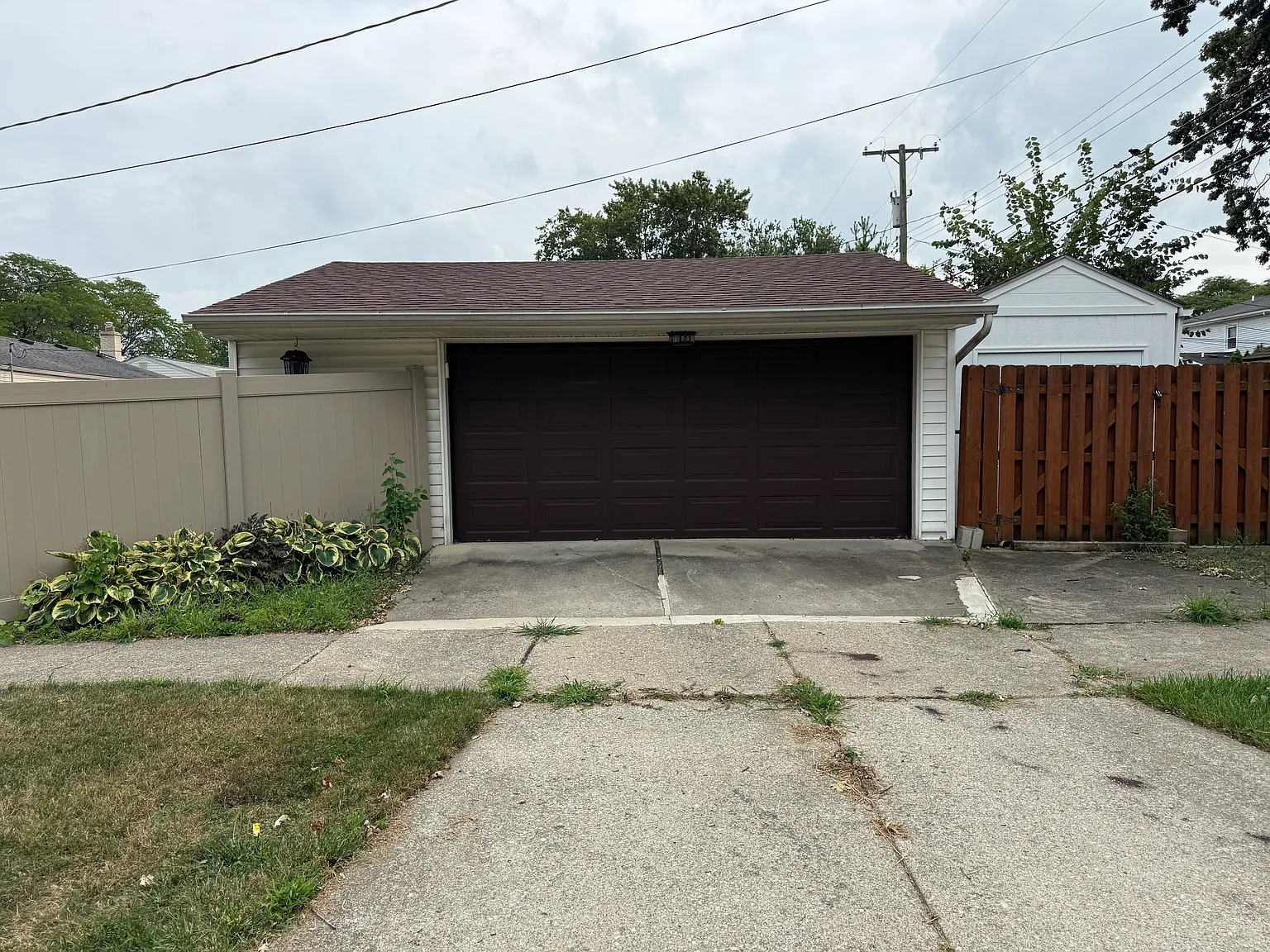 2 bed, 998 sqft, $1,700 — Photo 3