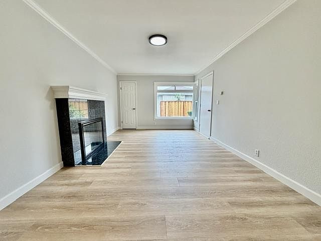 1st image of 2396 Patricia Dr