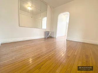 Rented by ZealEstate Group Inc