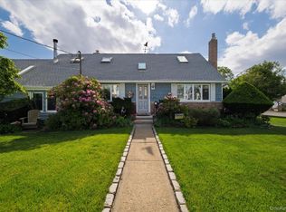 34 Seabreeze Road, Massapequa, NY 11758