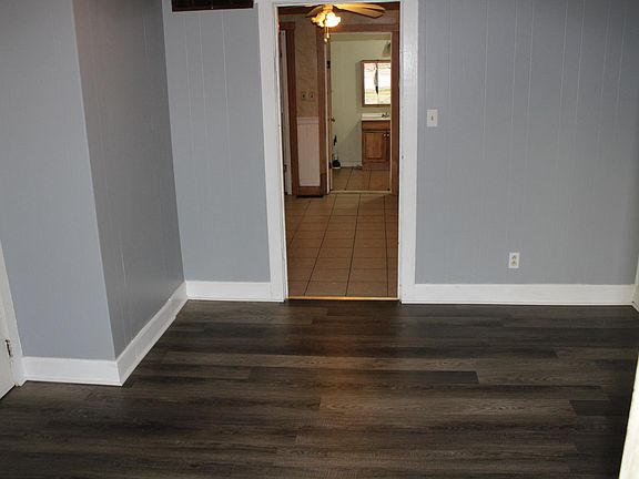 entrance and living room