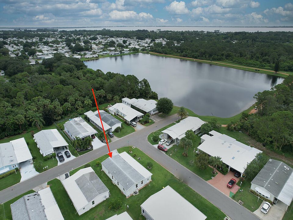 1st image of 207 Kiwi Drive