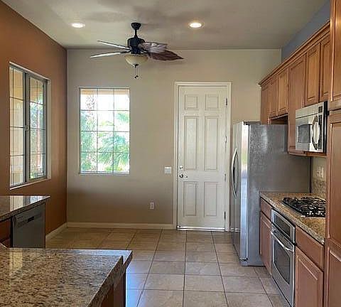 5th image of 81602 Avenida Contento