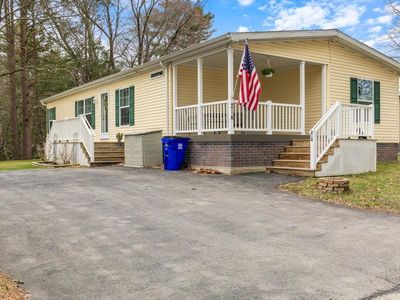 214 Robin Hood Drive, Exeter, NH, 03833