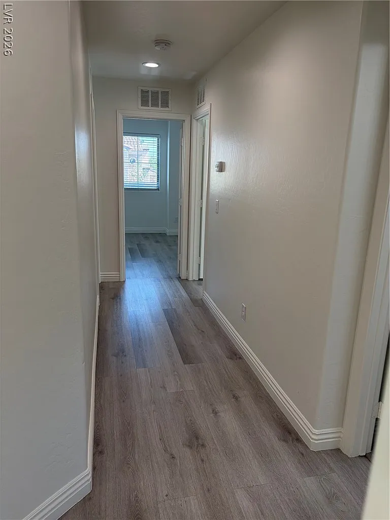 4 bed, 2.5 bath, 2126 sqft, $2,720 — Photo 2