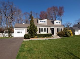 6 Old Stone Rd, Darien, CT 06820