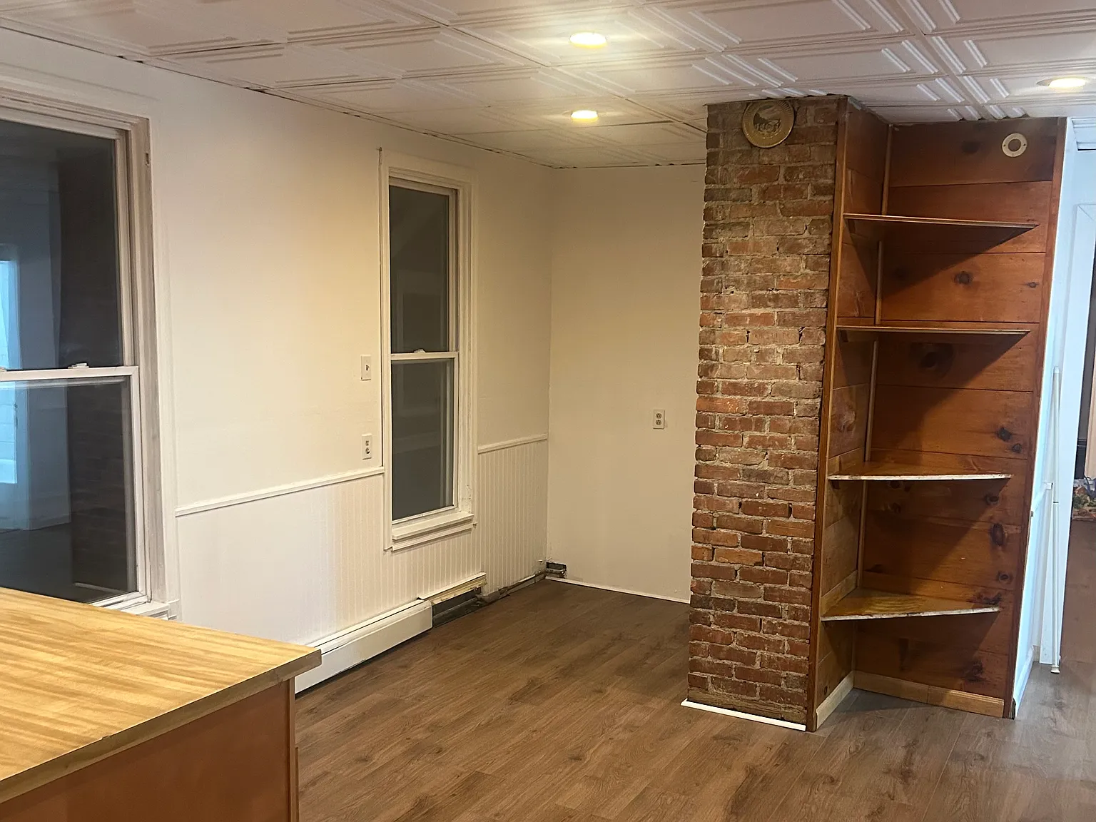 4 bed, 1200 sqft, $1,750 — Photo 2