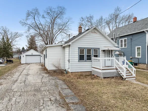 1160 Crooks St, Green Bay, WI 54301