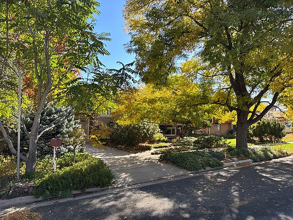 3rd image of 1270 Chambers Dr