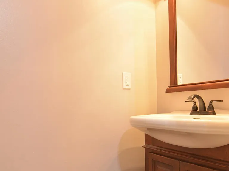 13326 Waterside Cir — Photo 4