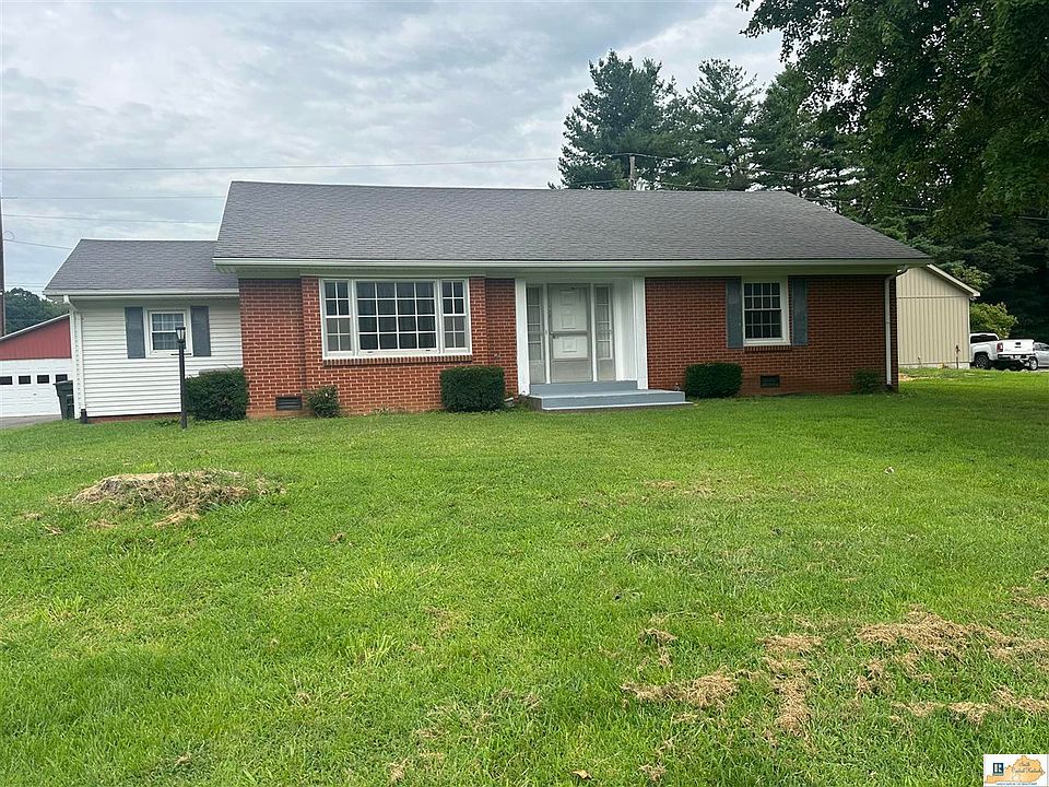 1st image of 110 Castle Heights Rd