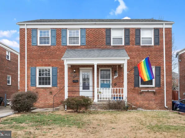 214 S Courthouse Rd, Arlington, VA 22204