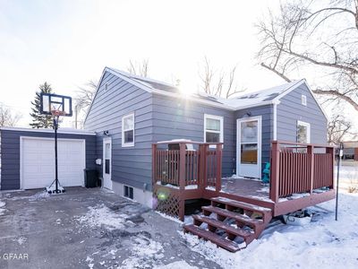 1323 1st Ave N, Grand Forks, ND, 58203