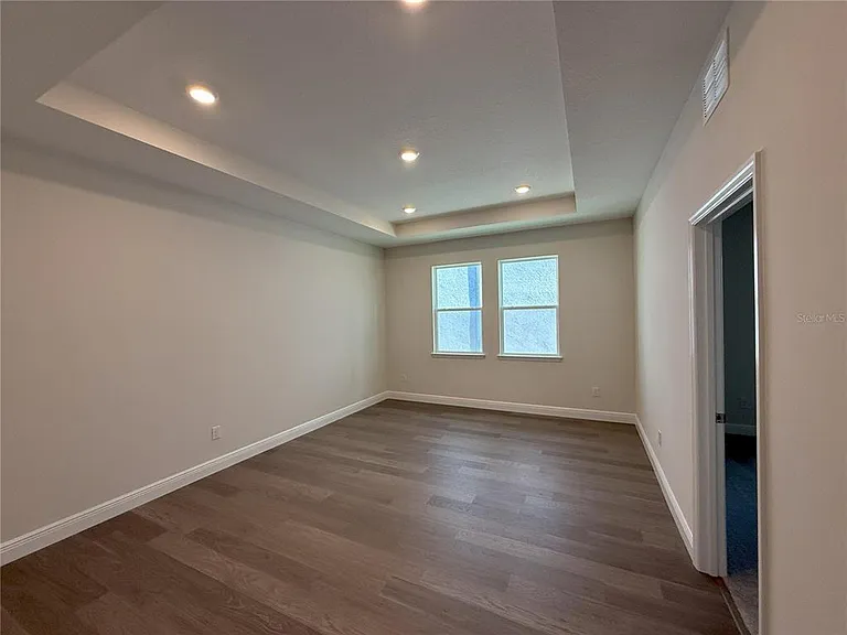 2113 Warren Acres Blvd — Photo 14