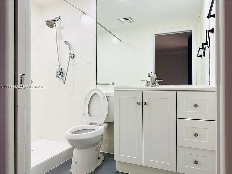8075 SW 107th Ave #310 — Photo 11