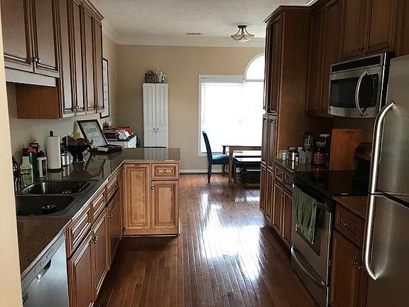 2nd image of 1401 Flowing Spring Ln