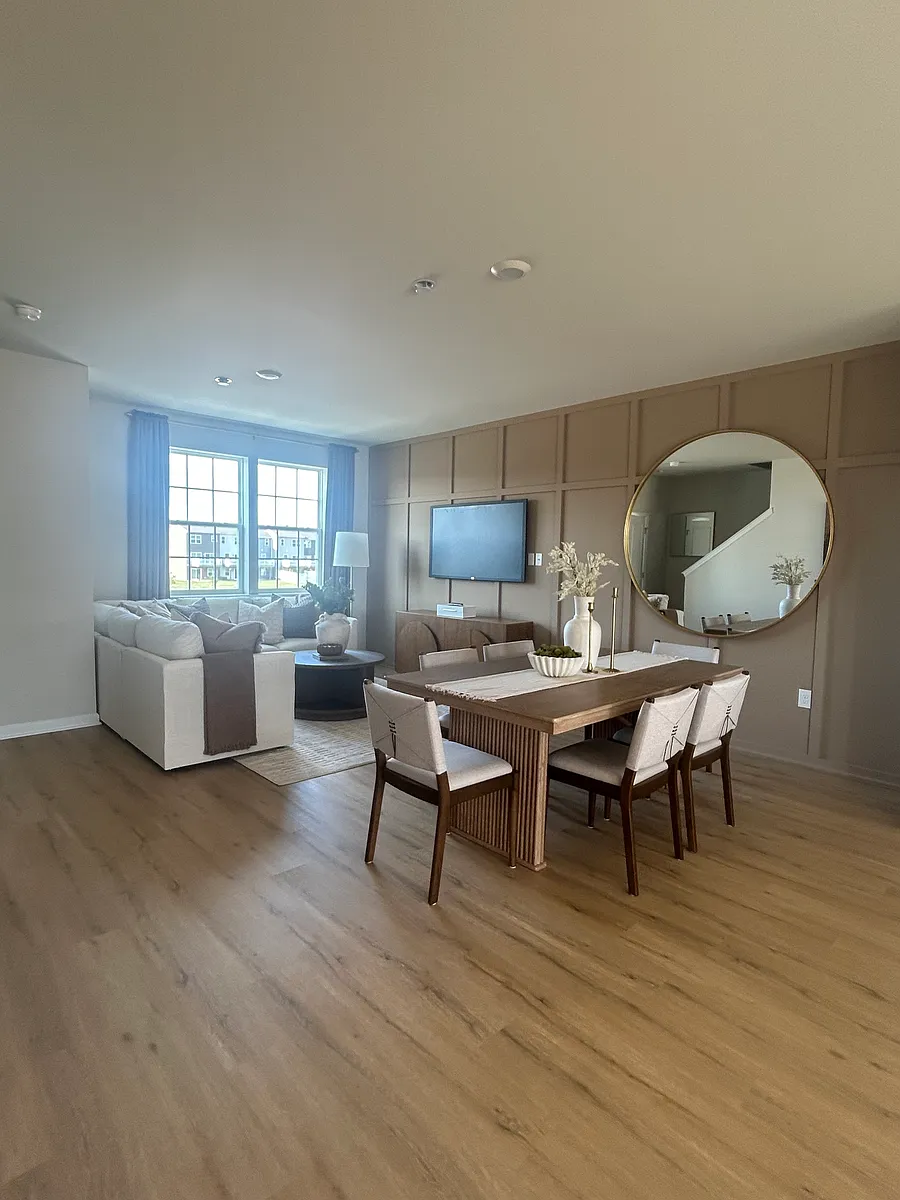 Building Photo - 146 Gary Way