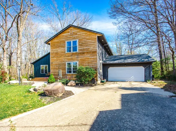 127 Acorn Cir, Oxford, OH 45056