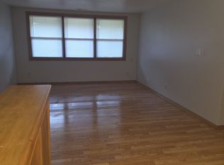 7815 Douglas Ave APT 109, Urbandale, IA 50322