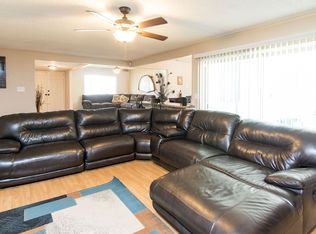 8215 E Nees Ave, Clovis, CA 93619