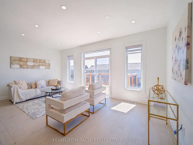 10 Sportsman Hill St — Photo 21