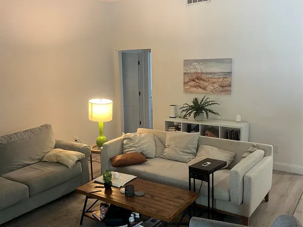 6081 Milton St APT 241, Dallas, TX 75206