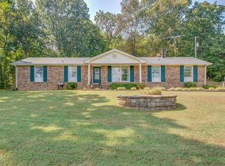 627 Clay Lick Ct, Whites Creek, TN 37189
