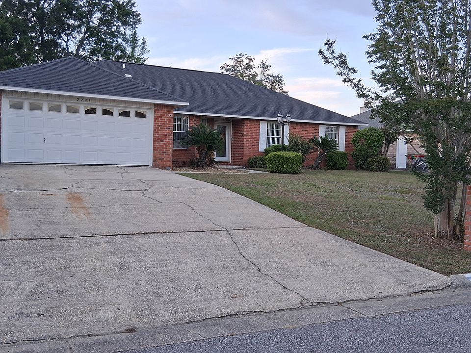 1st image of 2733 Southern Oaks Dr