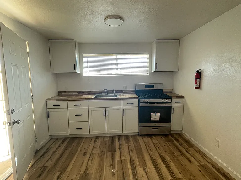 56055 Sunland Dr #C — Photo 5