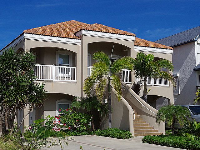 1st image of 116 E Gardenia St #2