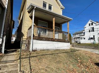 900 Punta Gorda Ave, East Mc Keesport, PA