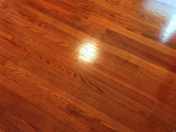 4th image of 8301 Maylor Dr