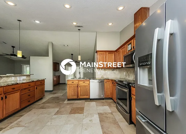 637 Regency Way — Photo 7