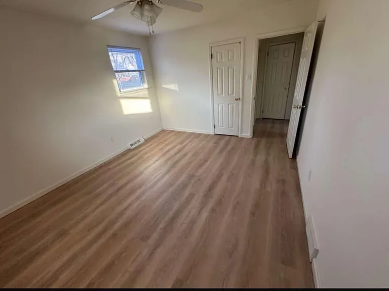495 5th Ave #2 — Photo 16