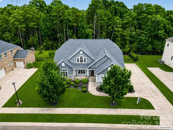 137 Trelawn St, Fort Mill, SC 29715