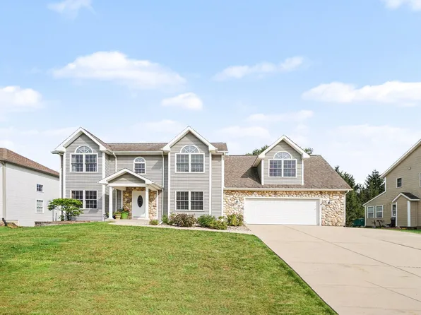 7875 Reindeer St, Portage, MI 49002