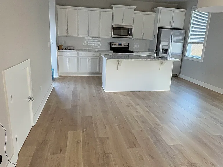 758 Cottage Park Dr — Photo 11