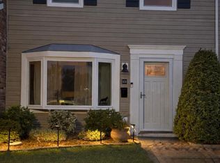 688 Shore Dr, Joppa, MD 21085