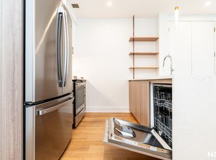 2-24 26th Ave #678, Astoria, NY 11102